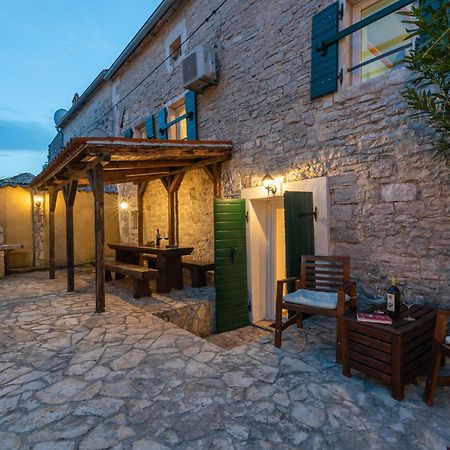 Villa Casa Stifanici Baderna Exterior foto